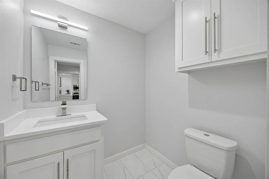 7986 Briaridge Road, Dallas, TX 75248 7986 Briaridge Road, Dallas, TX 75248