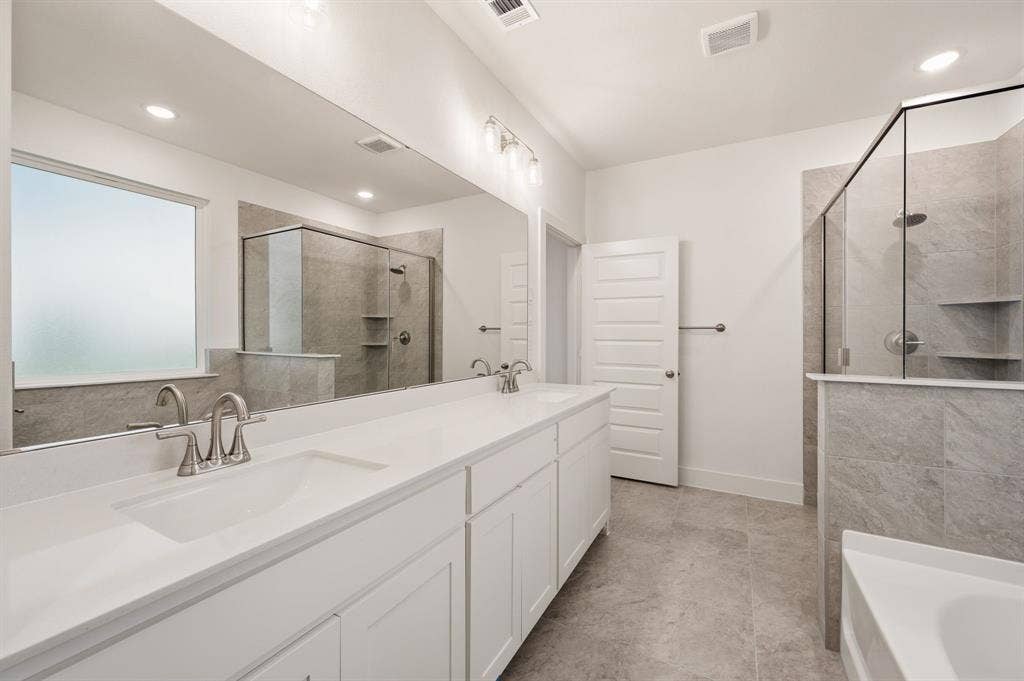 116 Park Hurst Drive, Boyd, TX 76023