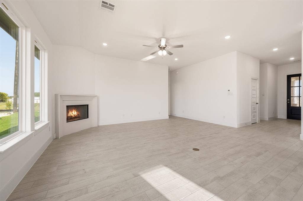 116 Park Hurst Drive, Boyd, TX 76023