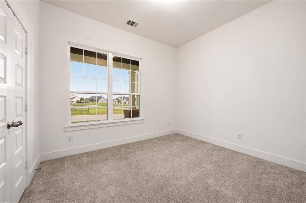 116 Park Hurst Drive, Boyd, TX 76023
