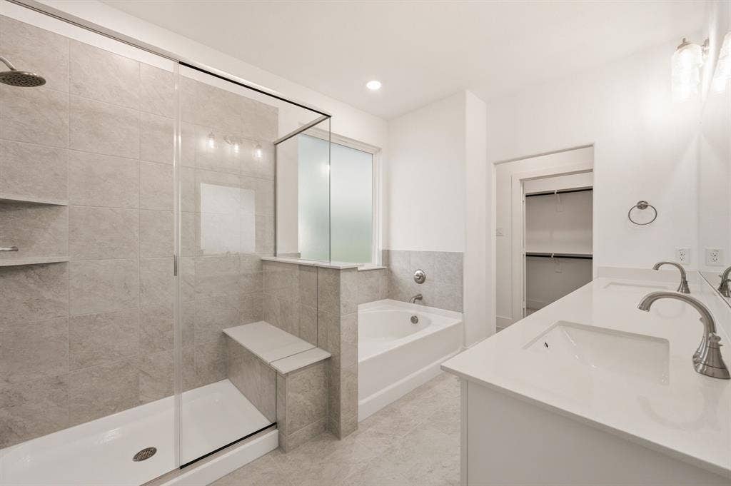 116 Park Hurst Drive, Boyd, TX 76023