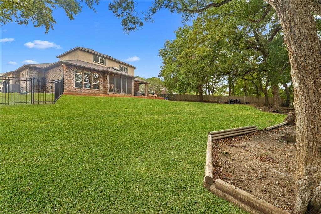 2851 Coldwater Court, Midlothian, TX 76065