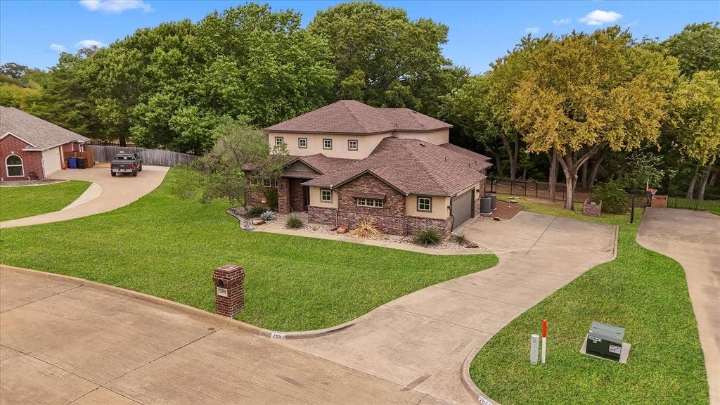 2851 Coldwater Court, Midlothian, TX 76065