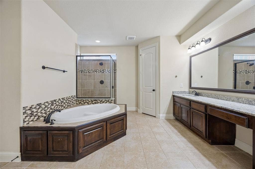 3537 Acropolis Way, Plano, TX 75074 3537 Acropolis Way, Plano, TX 75074