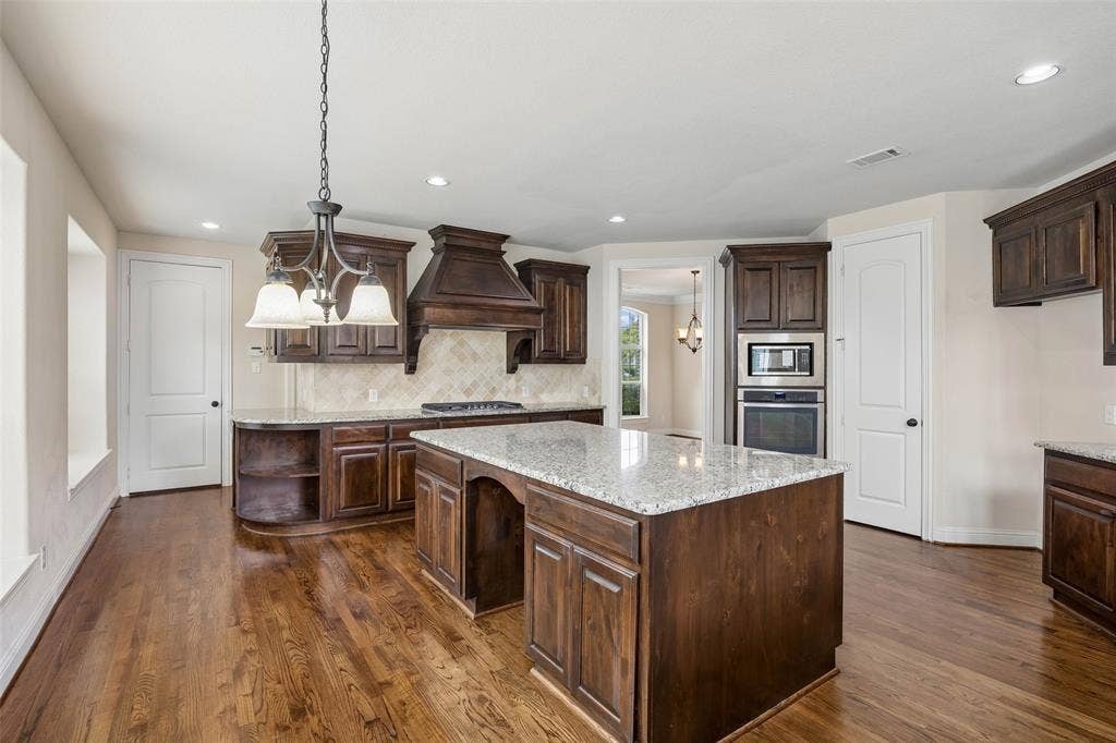3537 Acropolis Way, Plano, TX 75074 3537 Acropolis Way, Plano, TX 75074