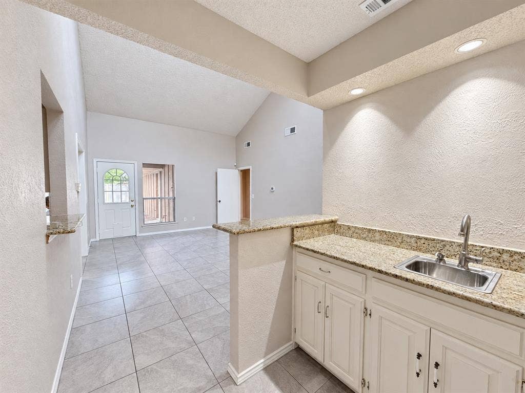 3620 Teakwood Lane, Plano, TX 75075 3620 Teakwood Lane, Plano, TX 75075