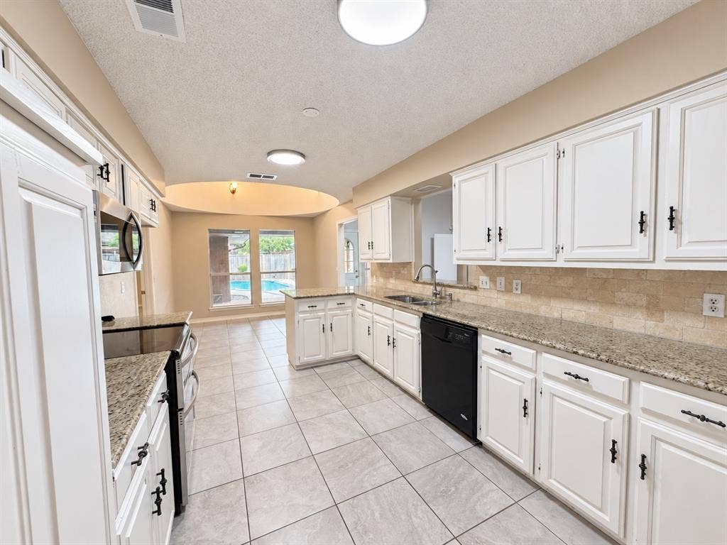 3620 Teakwood Lane, Plano, TX 75075 3620 Teakwood Lane, Plano, TX 75075