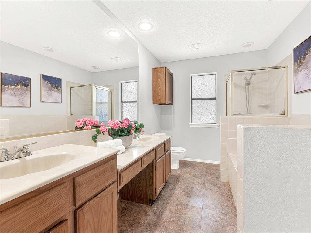 3419 Orchid Lane, Rowlett, TX 75089 3419 Orchid Lane, Rowlett, TX 75089