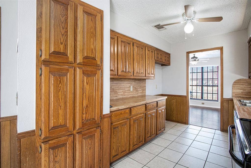 3204 Anchor Drive, Plano, TX 75023 3204 Anchor Drive, Plano, TX 75023