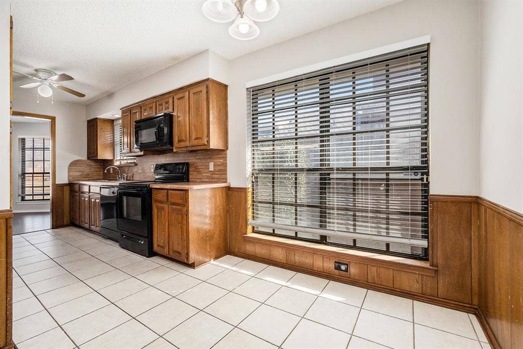 3204 Anchor Drive, Plano, TX 75023 3204 Anchor Drive, Plano, TX 75023