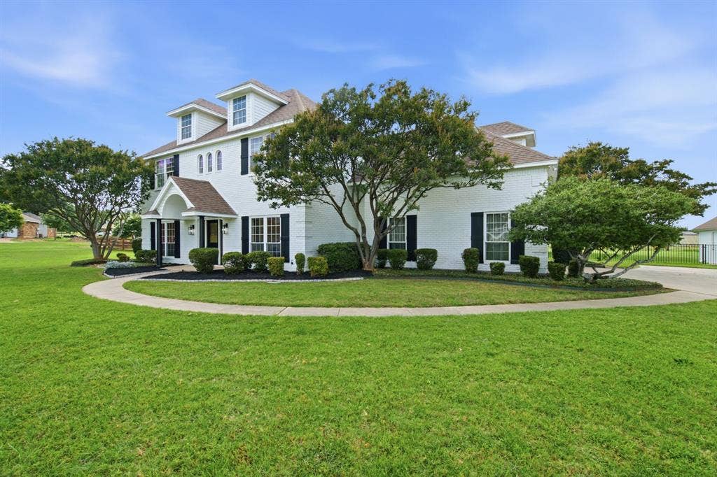 long driveway and walkway to front door