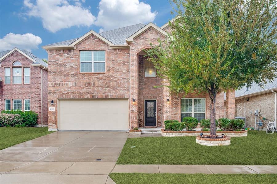 Property photo for 10020 Long Branch Drive, McKinney, TX