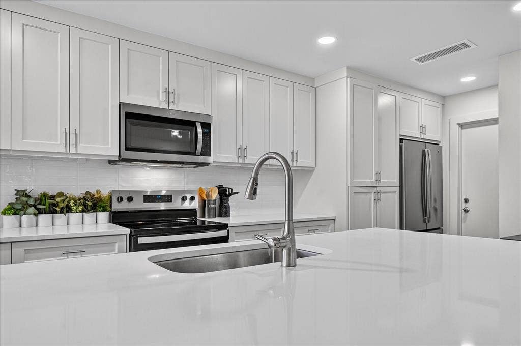 1813 Tulane Drive, Richardson, TX 75081 Kitchen
