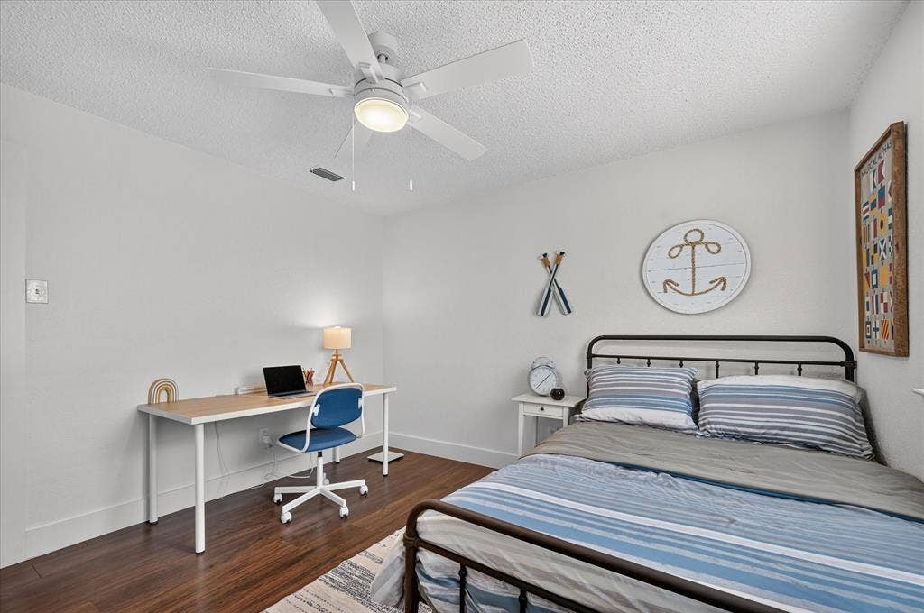 1813 Tulane Drive, Richardson, TX 75081 Secondary bedroom