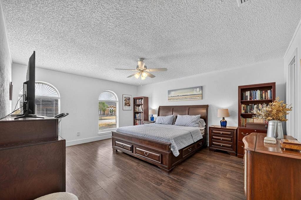 1813 Tulane Drive, Richardson, TX 75081 Primary bedroom