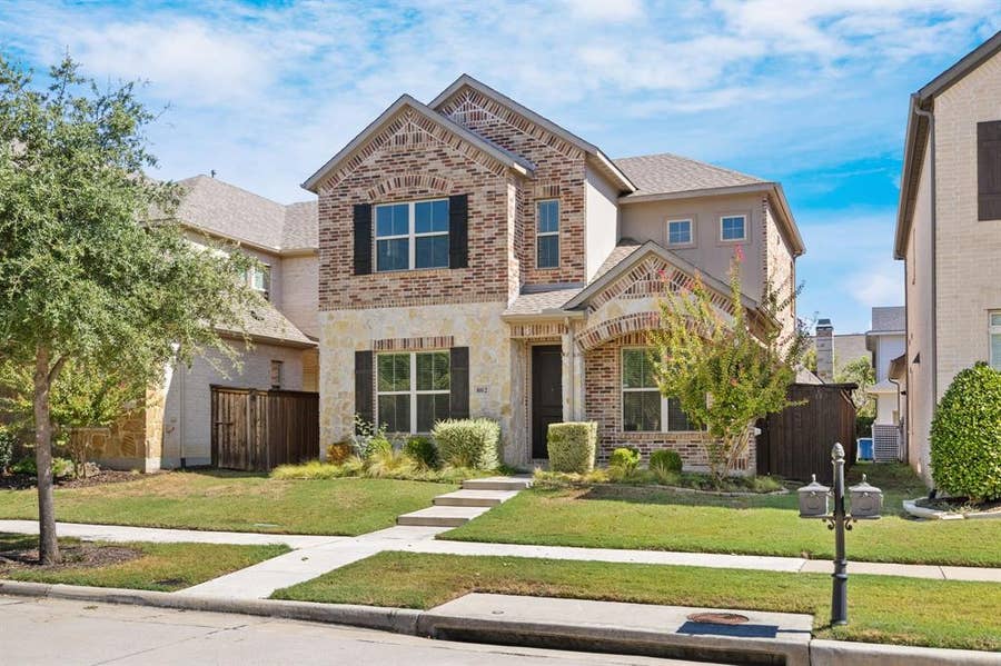 Property photo for 802 Davids Way, Allen, TX