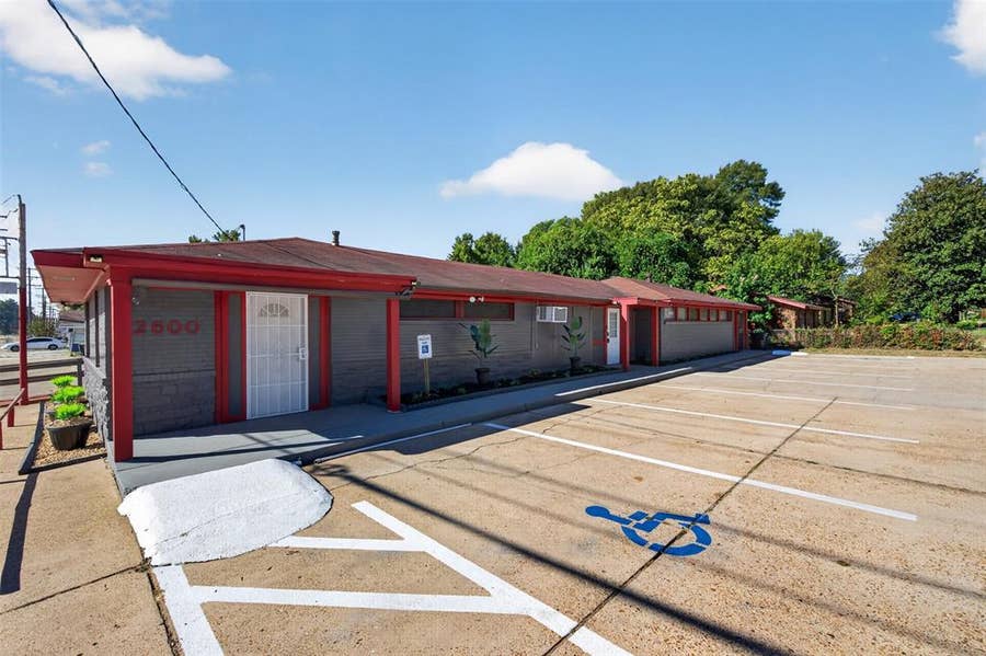 Property photo for 2600 Jewella Avenue, Shreveport, LA