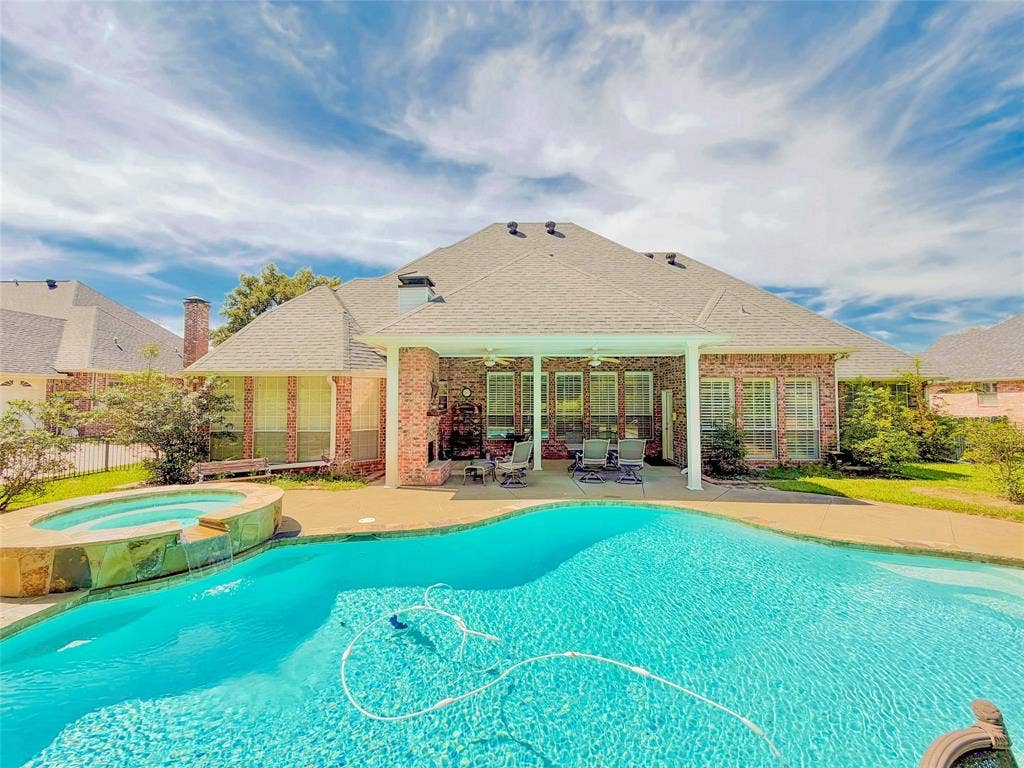 209 Clubview, Hideaway, TX 75771
