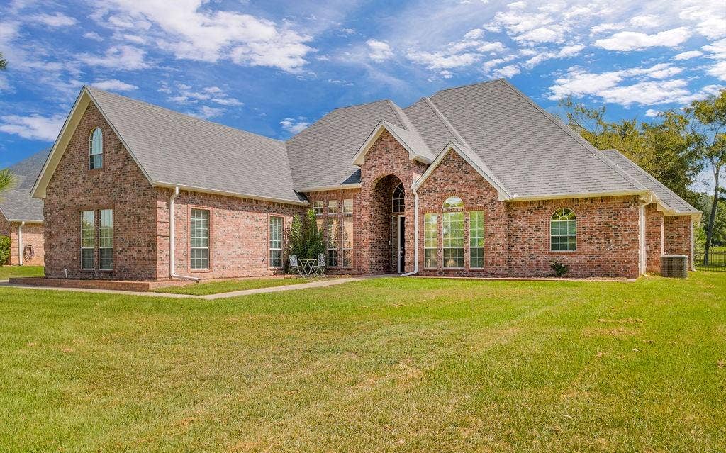 209 Clubview, Hideaway, TX 75771
