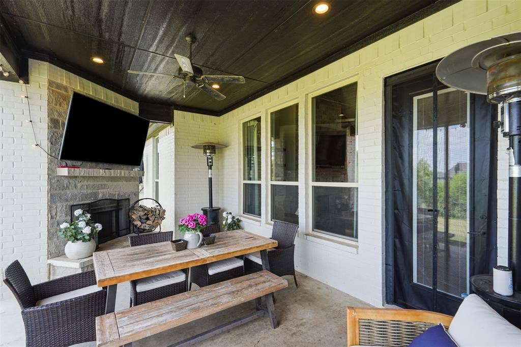 655 Winkler Way, Springtown, TX 76082 655 Winkler Way, Springtown, TX 76082