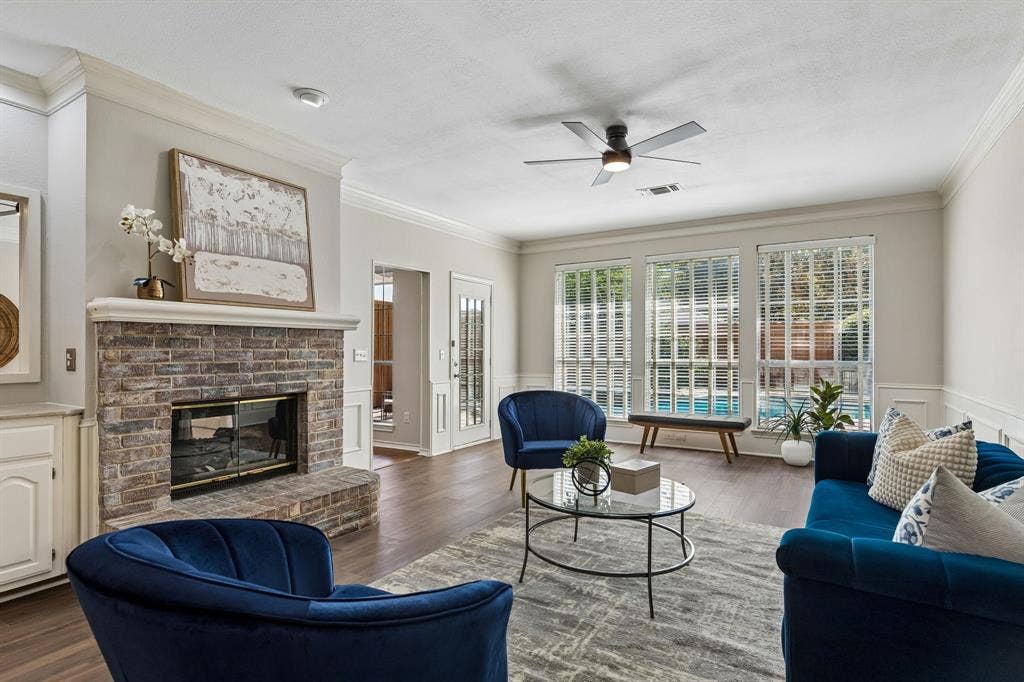 2nd Living Room
