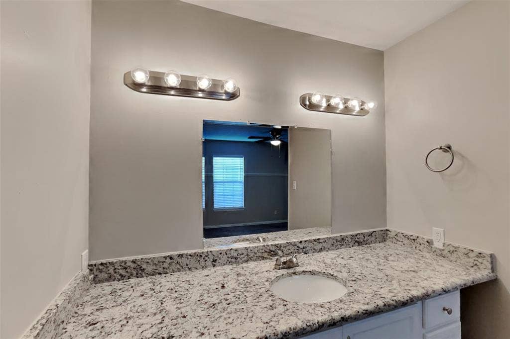 1528 Jabbet Drive, Plano, TX 75025 1528 Jabbet Drive, Plano, TX 75025