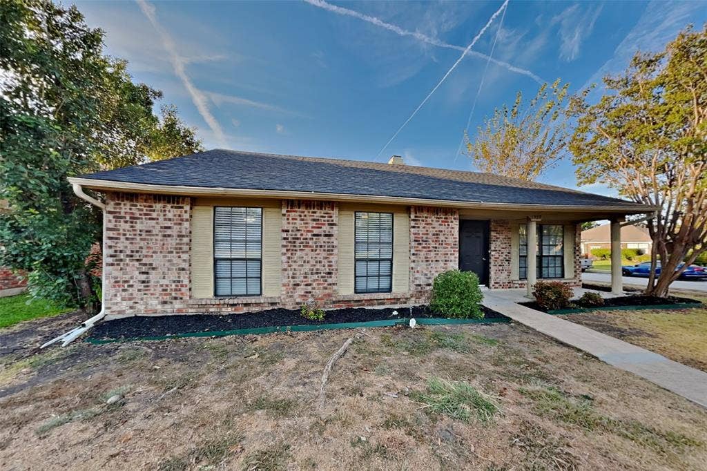 1528 Jabbet Drive, Plano, TX 75025 1528 Jabbet Drive, Plano, TX 75025