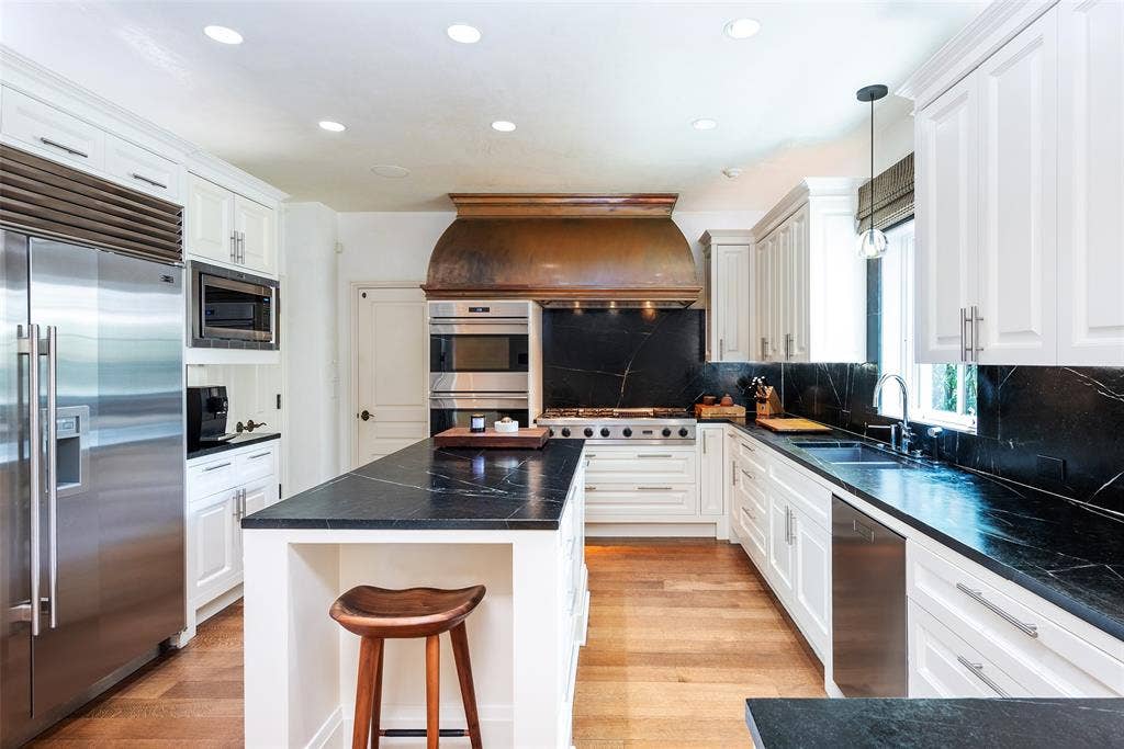 4320 Saint Johns Drive, Highland Park, TX 75205 4320 Saint Johns Drive, Highland Park, TX 75205