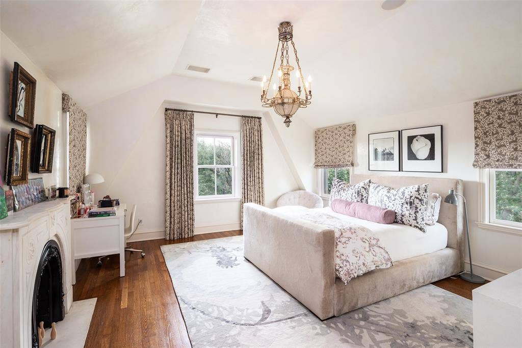 4320 Saint Johns Drive, Highland Park, TX 75205 4320 Saint Johns Drive, Highland Park, TX 75205