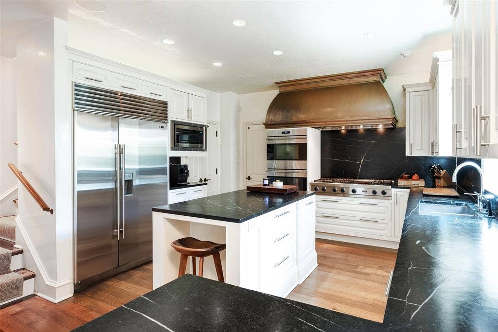 4320 Saint Johns Drive, Highland Park, TX 75205 4320 Saint Johns Drive, Highland Park, TX 75205