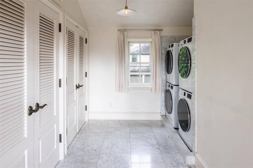 4320 Saint Johns Drive, Highland Park, TX 75205 4320 Saint Johns Drive, Highland Park, TX 75205