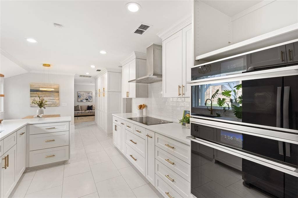 3549 Arbuckle Drive, Plano, TX 75075 3549 Arbuckle Drive, Plano, TX 75075
