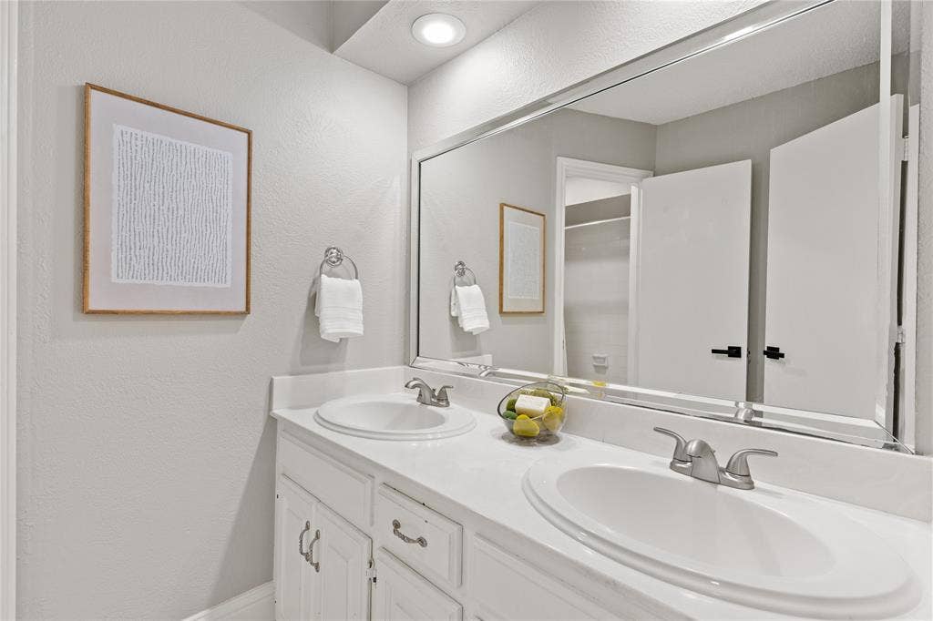 3549 Arbuckle Drive, Plano, TX 75075 3549 Arbuckle Drive, Plano, TX 75075