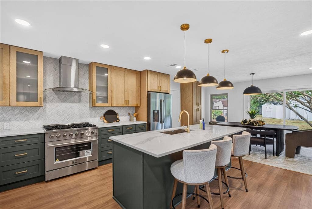 9823 Limerick Drive, Dallas, TX 75218 9823 Limerick Drive, Dallas, TX 75218