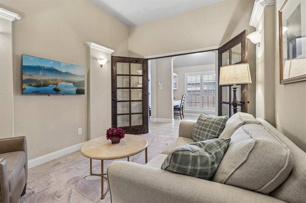 816 Wiltshire Boulevard, Lewisville, TX 75056 Media Room