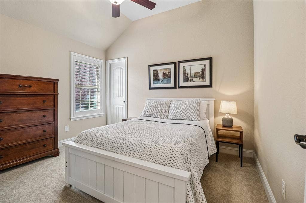 816 Wiltshire Boulevard, Lewisville, TX 75056 Secondary Bedroom