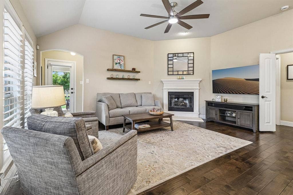 816 Wiltshire Boulevard, Lewisville, TX 75056 Living Room with Fireplace