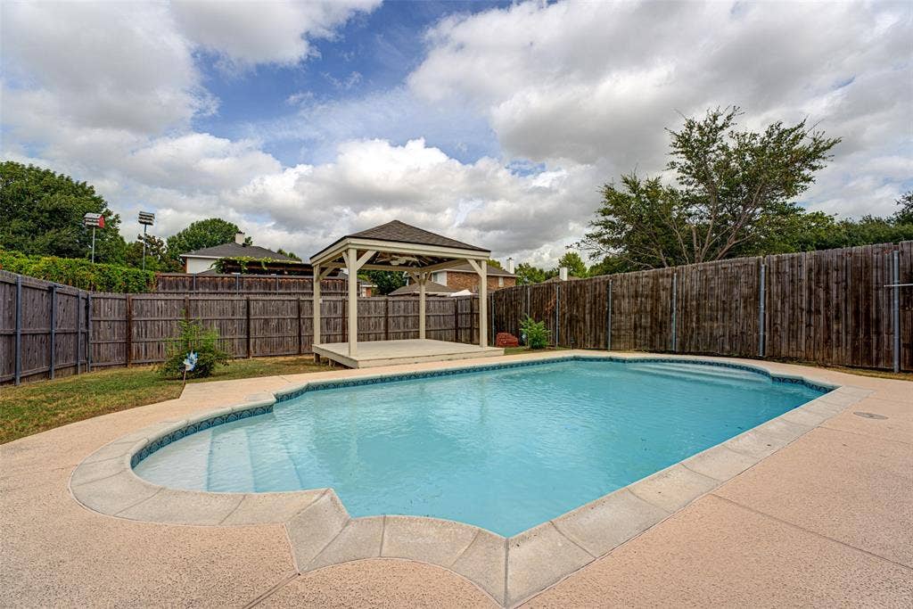 4005 Baywatch Drive, Rowlett, TX 75088 4005 Baywatch Drive, Rowlett, TX 75088