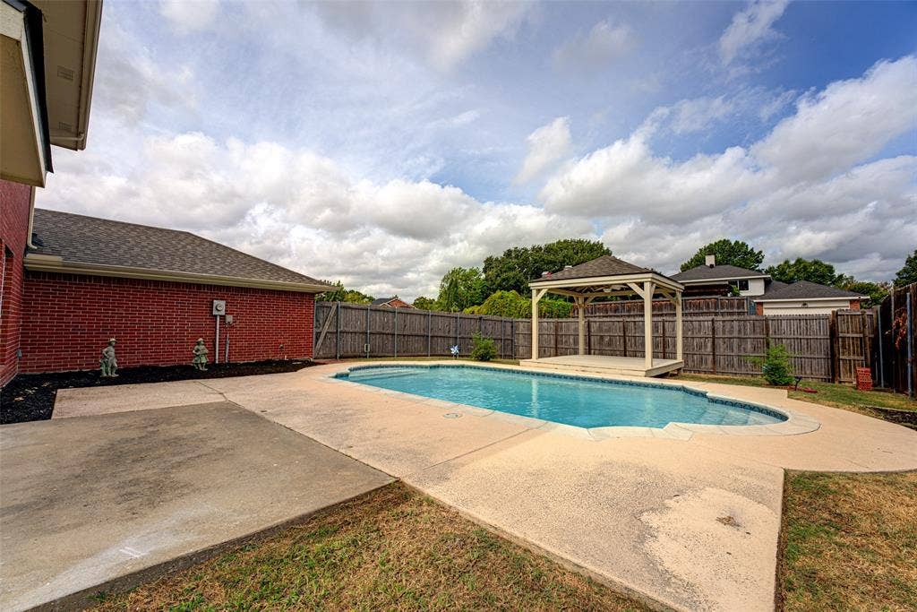 4005 Baywatch Drive, Rowlett, TX 75088 4005 Baywatch Drive, Rowlett, TX 75088