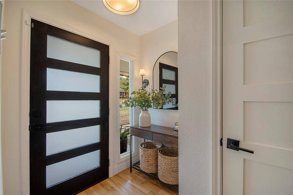 9114 Westglen Drive, Dallas, TX 75228 9114 Westglen Drive, Dallas, TX 75228
