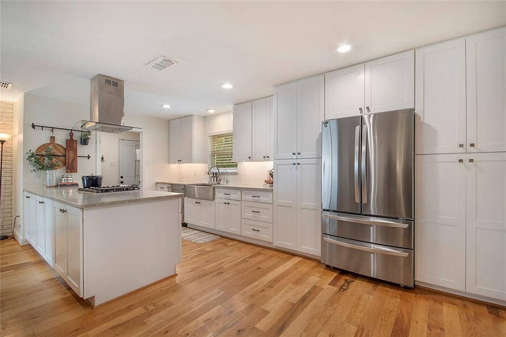 9114 Westglen Drive, Dallas, TX 75228 9114 Westglen Drive, Dallas, TX 75228