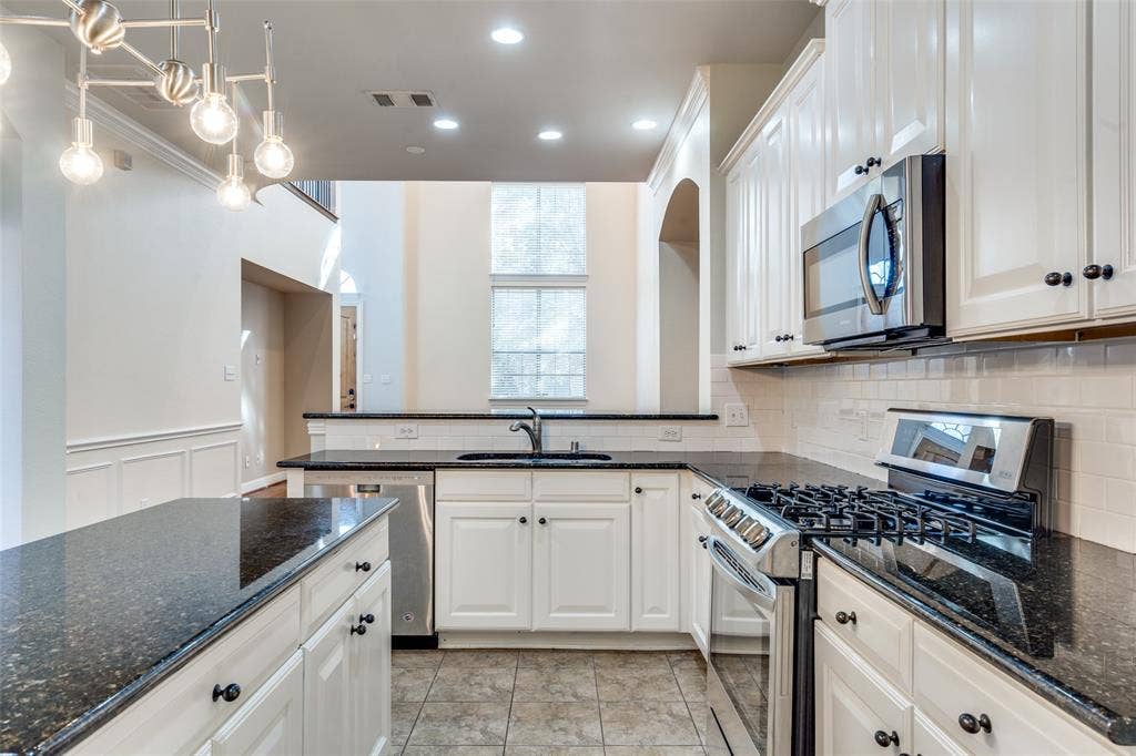 4667 Edith Street, Plano, TX 75024 4667 Edith Street, Plano, TX 75024