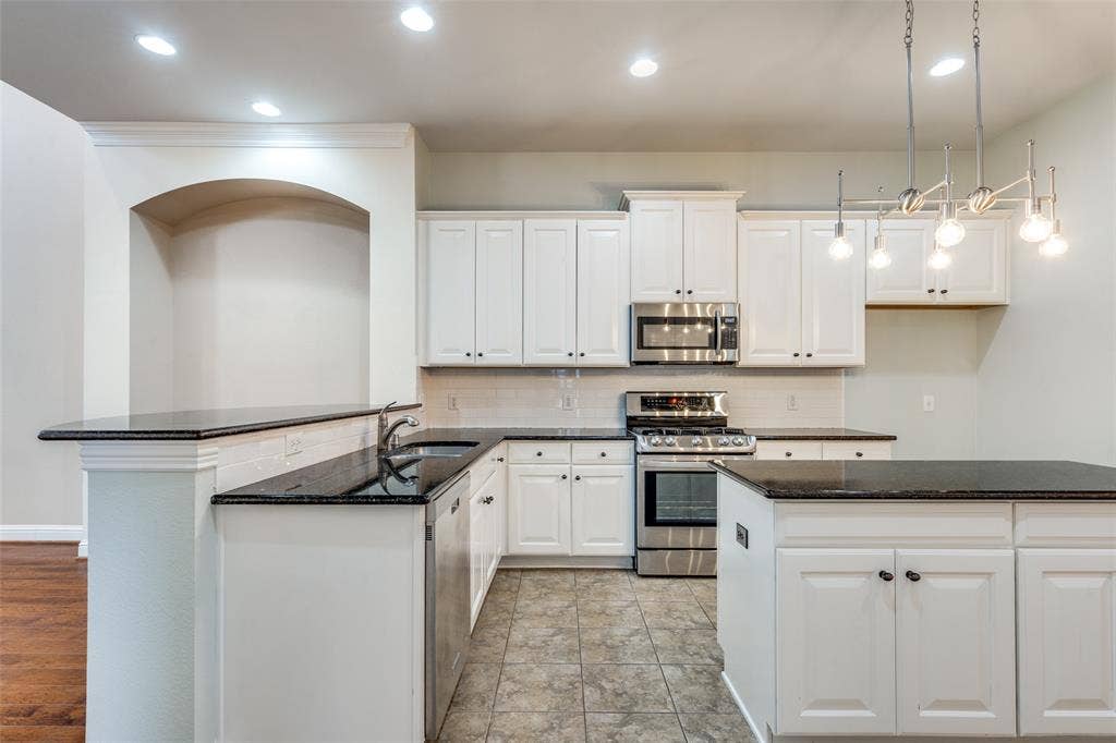 4667 Edith Street, Plano, TX 75024 4667 Edith Street, Plano, TX 75024