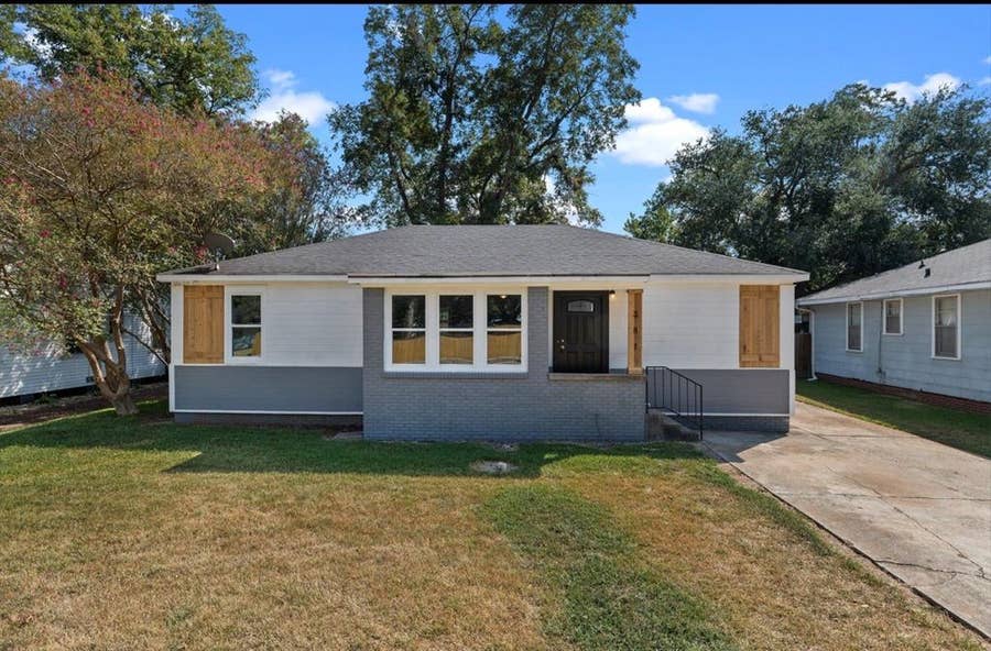 Property photo for 381 Atlantic Avenue, Shreveport, LA