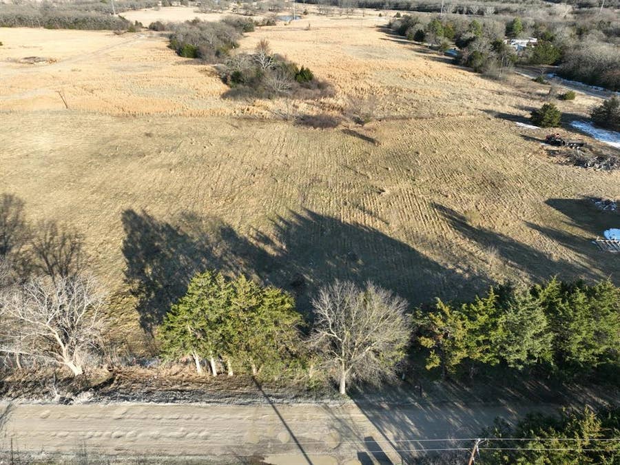 Property photo for 200 The Oil Road, Gainesville, TX