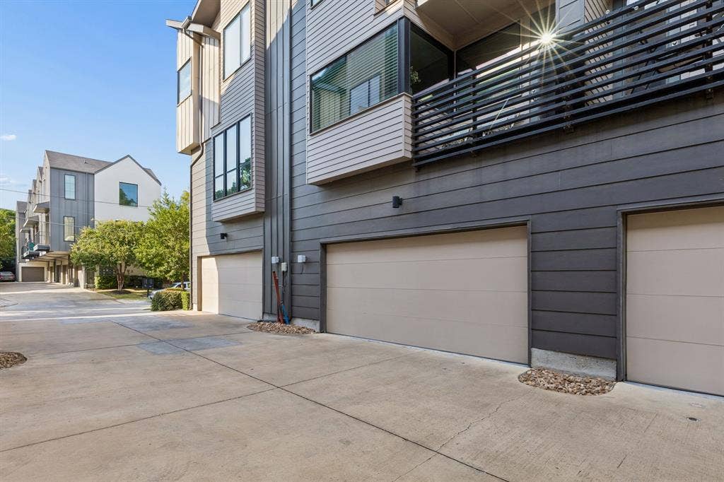 6020 Hudson Street, #8, Dallas, TX 75206 6020 Hudson Street, #8, Dallas, TX 75206