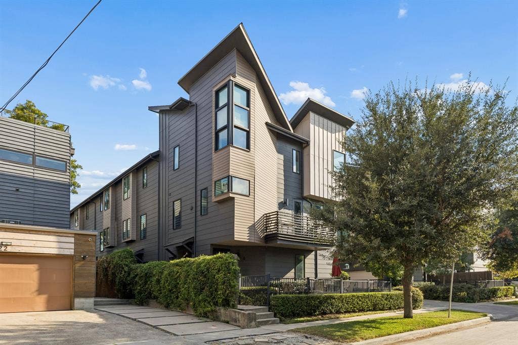 6020 Hudson Street, #8, Dallas, TX 75206 6020 Hudson Street, #8, Dallas, TX 75206