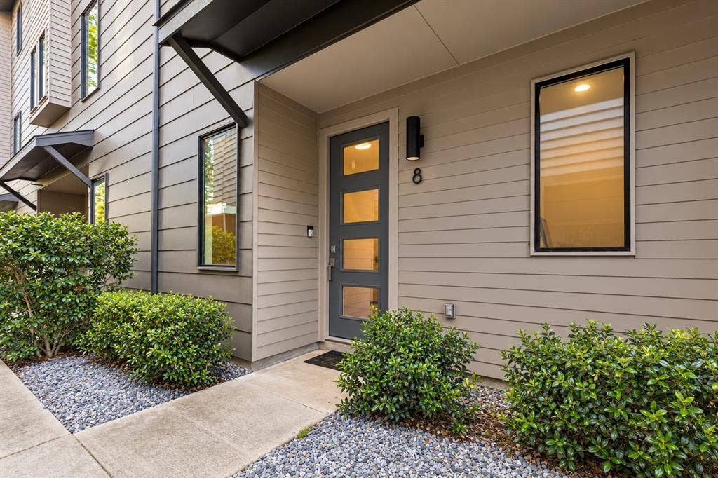 6020 Hudson Street, #8, Dallas, TX 75206 enhanced with ai