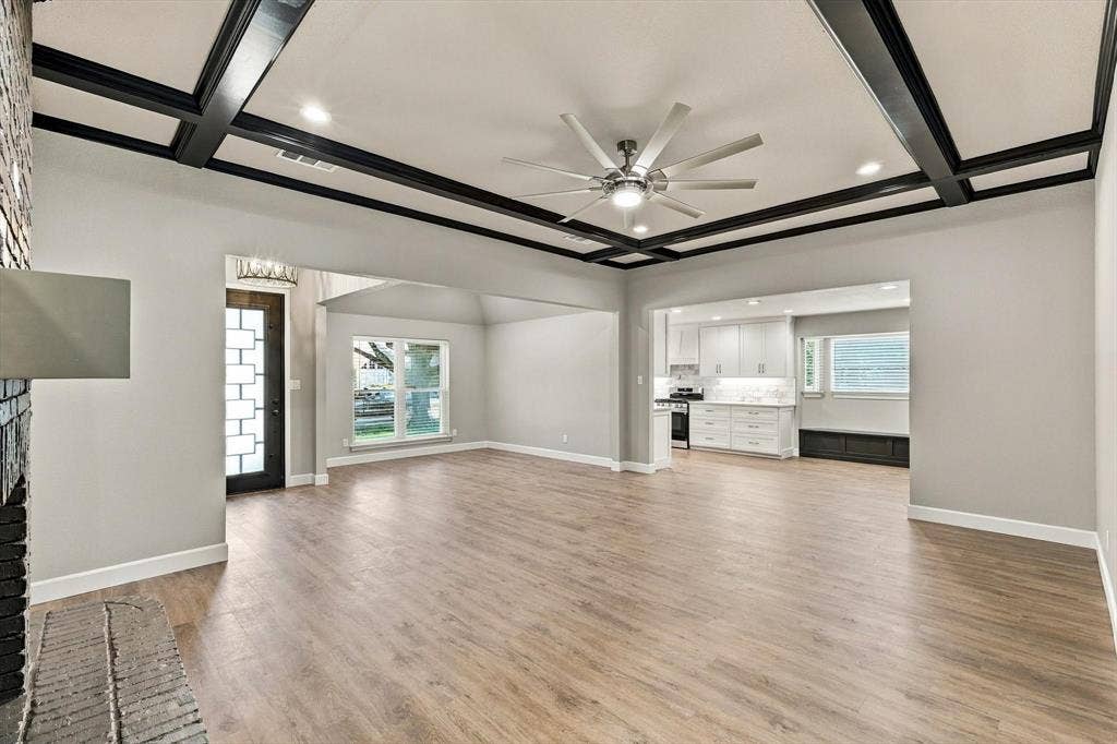 2040 Aspen Place, Lewisville, TX 75077