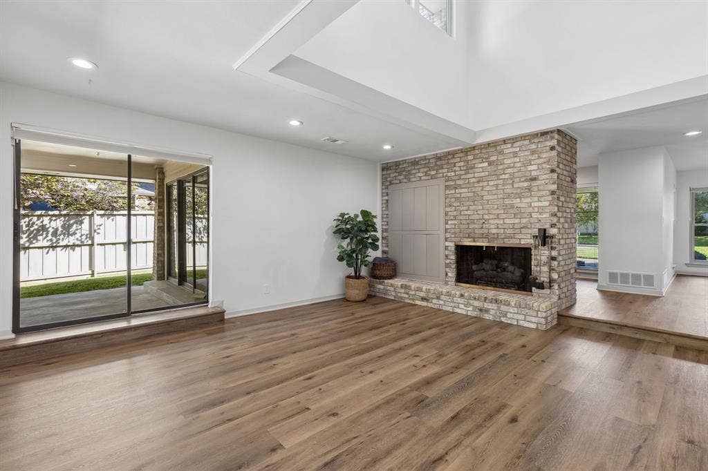 6720 Robin Willow Court, Dallas, TX 75248 6720 Robin Willow Court, Dallas, TX 75248